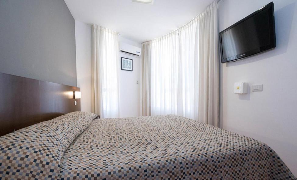 Urquiza Apart Hotel & Suites Росарио Экстерьер фото